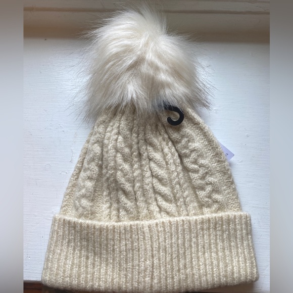 NWT Cream Beanie with Poof - Picture 3 of 3